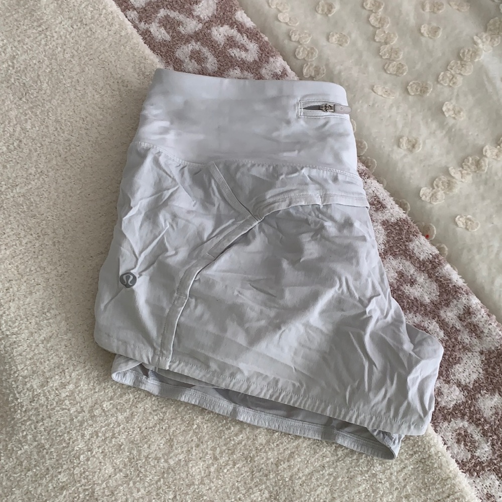 women’s lululemon athletic shorts